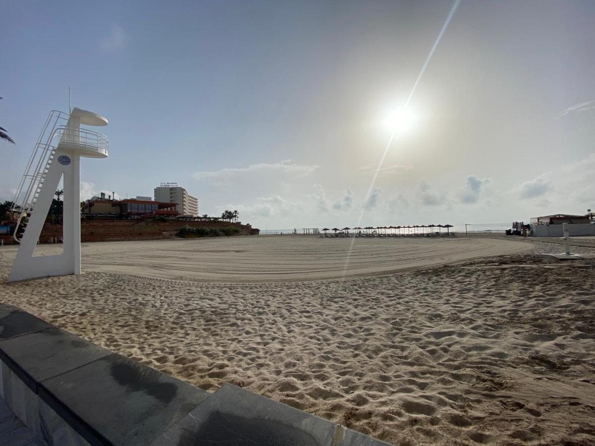 Orihuela Costa 3 Bdr Condo On La Zenia Beach With Patio Kültér fotó