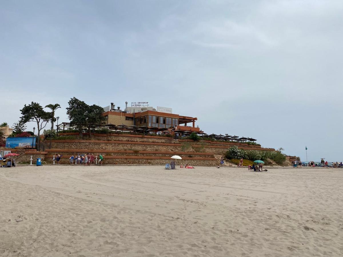 Orihuela Costa 3 Bdr Condo On La Zenia Beach With Patio Kültér fotó