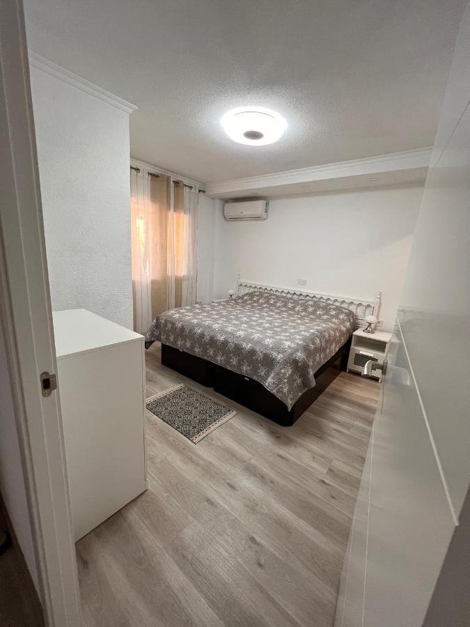 Orihuela Costa 3 Bdr Condo On La Zenia Beach With Patio Kültér fotó